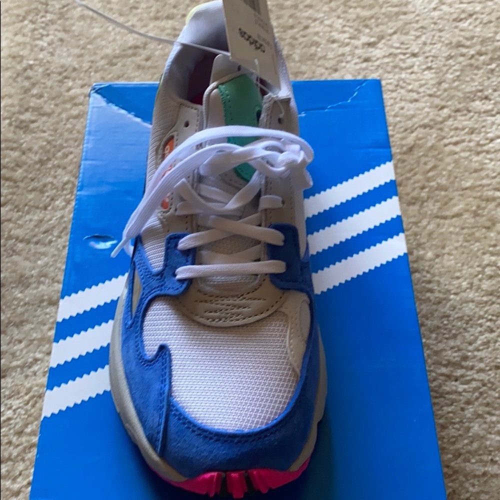 Falcon adidas women shoes